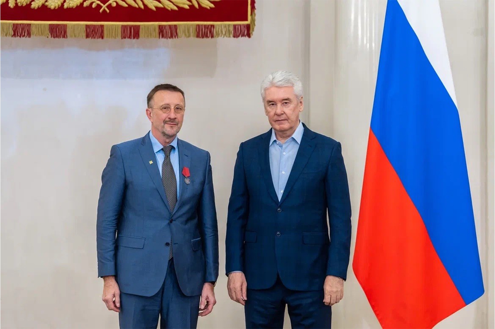 награды